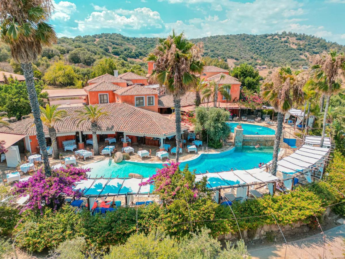Felix Hotels - Galanias Hotel & Retreat Bari Sardo Ngoại thất bức ảnh