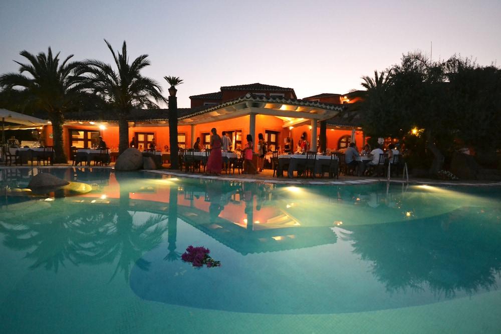 Felix Hotels - Galanias Hotel & Retreat Bari Sardo Ngoại thất bức ảnh